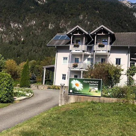 Isabelle - Kamille Apartment